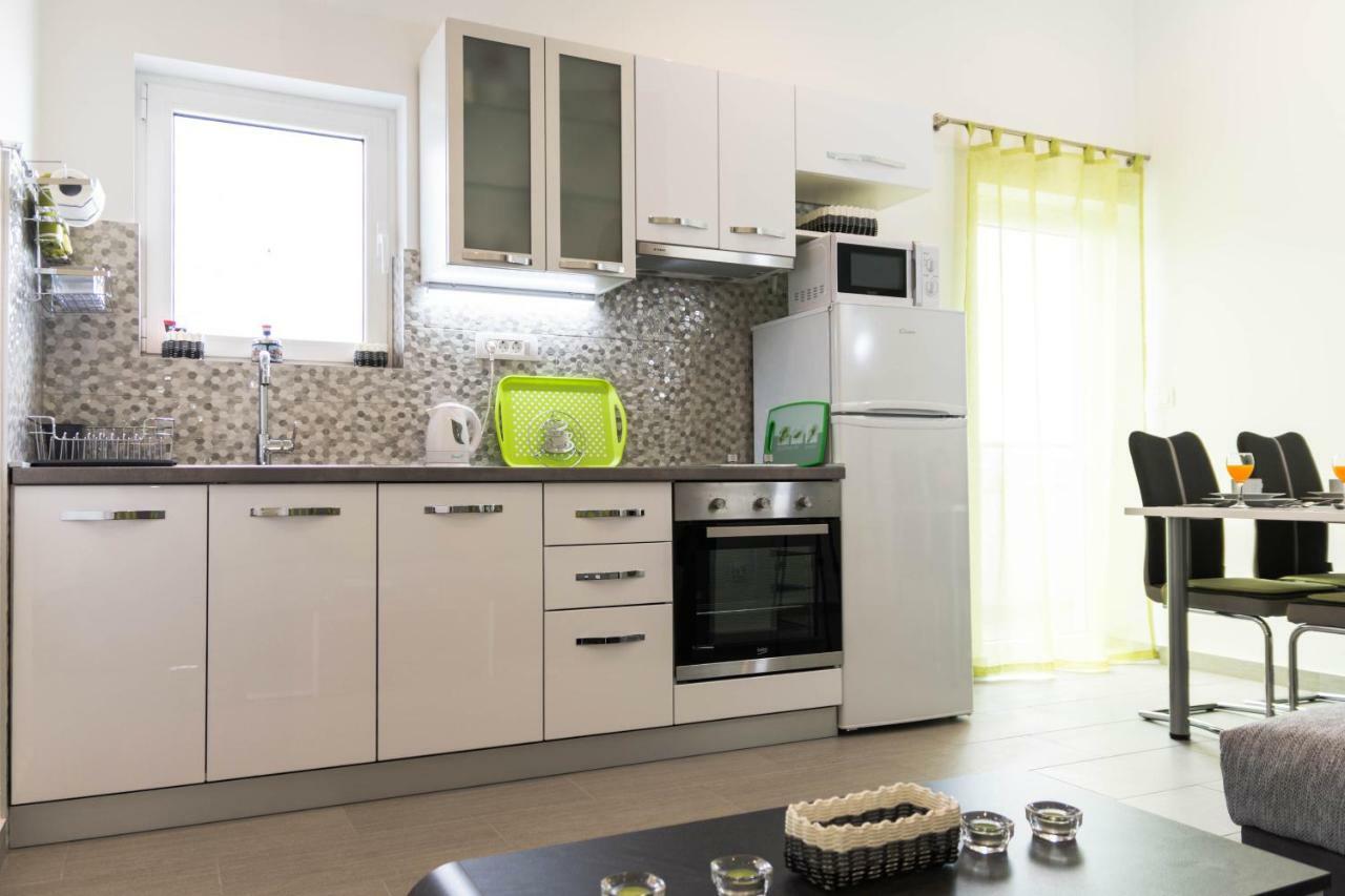 Apartment Sara Kaštela Exteriör bild